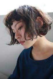 ボブ派さんの簡単な巻き方 長さがなくても上手に巻けるコツ教えます キナリノ ボブ ショートボブ ボブヘア