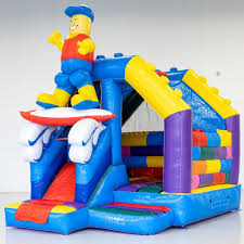 Vedeti preturi si promotiile pentru echipamente de joaca pentru copii. Complex De Joaca Gonflabil