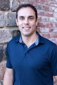 Chris Arthur's Instagram, Twitter & Facebook