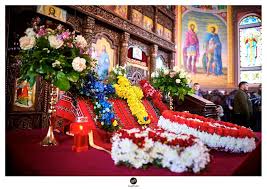 Смотреть видео crucii tale ne închinăm на v4k бесплатно. Crucii Tale Ne InchinÄƒm Hristoase Si Biserica OrtodoxÄƒ SfinÈ›ii Patru Martiri FalezÄƒ Nord ConstanÈ›a Facebook