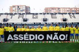 A seleção brasileira de futebol feminino disputou sua primeira partida em 1986, quando enfrentou os estados unidos em um amistoso internacional e foi derrotada por 2 a 1. 6g1dgrhgaseqtm