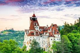 Tuesday we can visit only the ground floor! Peles And Dracula Castles Brasov Tour From Bucharest 2021