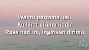Waktu pertama kali ku lihat dirimu hadir. Andmesh Kamaleng Cinta Luar Biasa Lirik Youtube