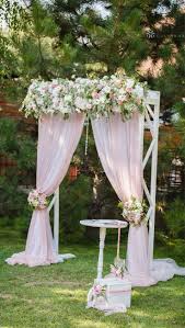 Simple Diy Backyard Wedding Canopy Diy Wedding Arch Outdoor Wedding Arch Rustic Wedding Arch Wedding Ar Wedding Arch Wedding Arch Flowers Diy Wedding Arch