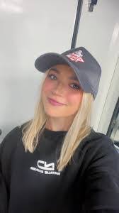 Natasha Decker's Instagram, Twitter & Facebook