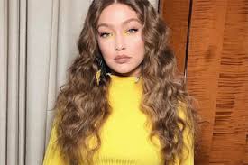 Gigi hadid was born in los angeles, california to parents, yolanda hadid and mohamed hadid, on 23rd april, 1995. Gigi Hadid Das Ist Das Geheimnis Ihrer Traum Haare