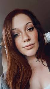 Tiffany Benning's Instagram, Twitter & Facebook