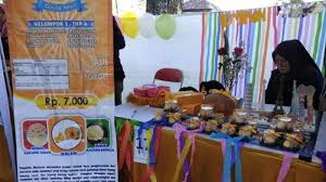 Apalagi saat ini inovasi makanan semakin bertambah. Mahasiswa Ftp Unej Olah Bahan Lokal Jadi Makanan Kekinian Surya