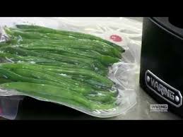 Keep food fresher longer with the the pistol vac professional vacuum sealer system from waring. Wvs50 Pistol Vacuum Sealer Waring Commercial Youtube