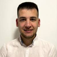 200+ perfiles de «Roger»