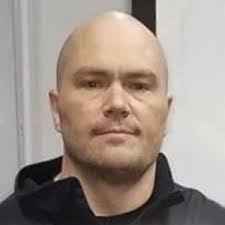 Derek Crouch's Instagram, Twitter & Facebook