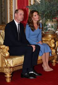 Thumbs ( way up) to you!!!! Prince William And Kate Welcome Ukraine President At Palace Arab News