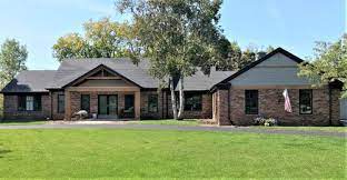 Red brick ranch house with shutters. Shutters For Red Brick Ranch House