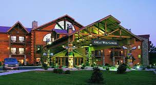 2.42 mi (3.89km) from city center. Great Wolf Lodge Wisconsin Dells Wi Lake Delton Wi Ab 110 Agoda Com