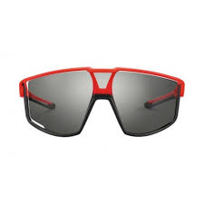 Les lunettes julbo se caractérisent par leur desgin, le soin apporté aux formes et aux matres de qualité. Lunette De Soleil Julbo Fury Lunettes De Soleil Accessoires Homme Nos Produits Vendus En Magasin Running Planet Geneve