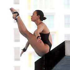 Her birthday, what she did before fame, her family life, fun trivia facts, popularity diving champion famous for becoming the first malaysian woman ever to medal at the olympic games. Pandelela Rinong Be Sure You Put Your Feet In The Right Place Then Dive Firm Ilovemyfeetday Diving Roadtotokyo Ocm Mom Facebook