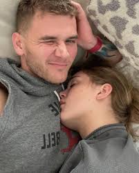 Robert Yates (@robertmyates) · Instagram-kuvat ja -kelat