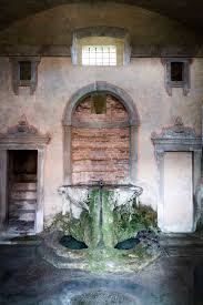 The Fata Morgana Fountain - Italics Art and Landscape