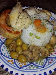 Vols Au Vent Sauce Blanche Au Poulet Et Riz Plaisir Culinaire Algerien Recettes De Cuisine Plat Legume Recette