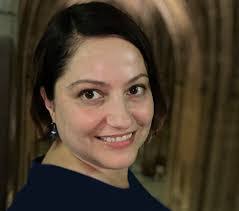 Estelle Burris's Instagram, Twitter & Facebook