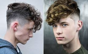 Wenn also kurze haare bei ihnen gar nicht gut aussehen, ist ein kurzhaarschnitt kein muss. Lockiger Undercut Mit Einem Hauch Pompadour Zum Betonen Von Locken Jungs Frisuren Kurzhaarfrisuren Jungs Frisur Undercut