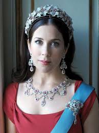 Join facebook to connect with ana regina and others you may know. 50 Regina Angliei Ideas PrinÈese Familii Regale Bijuteriile Coroanei