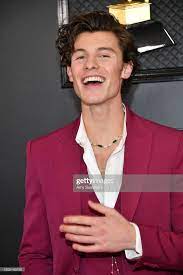 Shawn Mendes Updates On Twitter Shawn Mendes Shawn Shawn Mendez