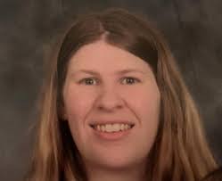 Holly Harford's Instagram, Twitter & Facebook