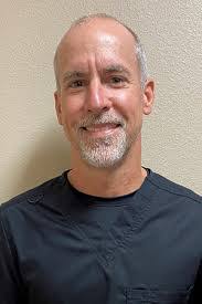 Chris Moulder's Instagram, Twitter & Facebook