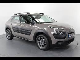 Citroen c4 cactus 1.2, '18, 35 tkm. Citroen C4 Cactus 1 2 Puretech Feel Auto Air Conditioning Alloy Wheels Bluetooth Cruise Control Dab Rad Citroen C4 Citroen Car Air Conditioning