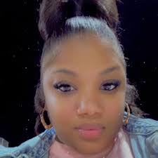 Starbucks new Jalepeno chicken pockets are so good! 🤤 have yall tried them  yet?