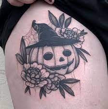 50 Spooky Halloween Tattoo Ideas The Xo Factor Halloween Tattoos Tattoos Spooky Halloween