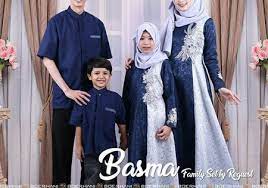 Kombinasi baju lebaran cewek tinggi 150cm : 70 Trend Baju Lebaran Sekarang Untuk Wanita Pria Dan Anak Anak Wanita Baju Muslim Lebaran