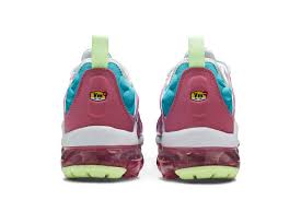 Wmns Air Vapormax Plus Easter Goat