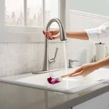 Kohler response technology makes sure that the touchless operation is responsive, even after years of abuse. Kohler Malleco Touchless Pull Down Kitchen Faucet With Soap Dispenser Touchless Kitchen Faucet Kitchen Faucet Faucet