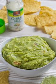 Chrissy Teigen S Go To Ingredient Is Perfect For The Lazy Cook Chrissy Teigen Recipes Quick Guac Recipes