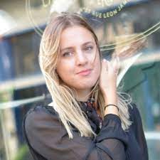 Emma Poesy - Journaliste indépendante