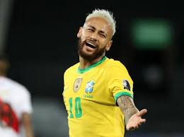 Arrascaeta aparece de visual novo em treino do flamengo. Neymar Se Inspira Em Gabigol E Aparece Loiro Na Copa America