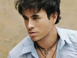 Hairstyles hairstyle hair enrique iglesias hispanic latino short mens fringe styles haircuts layered cut cuts famous haircut latin cool boys. Enrique Iglesias Two And A Half Men Wiki Fandom