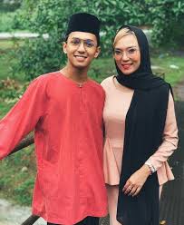Lirik lagu kakak aiman tino setiaku pasti. Biodata Dan Latar Belakang Penyanyi Aiman Tino Iluminasi