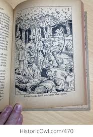 The Merry Adventures of Robin Hood of Great Renown in Nottinghamshire  Vintage Book by Howard Pyle with Illustrations by Erwin Hess C1940  #EbxOwbcLgm4
