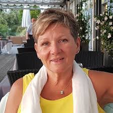 Daniela Gloor's Instagram, Twitter & Facebook