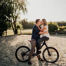 Boho Hochzeit In Der Altstadt Hochzeitsfotograf Limburg An Der Lahn In 2020 Bicycle