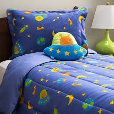 It can take up a lot of space, and we. Trippy Alien By Brizbazaar Comforter Set 4 Pieces Colorful Bedding Sets With 3d Psychedelic Outer Space Pattern Alien Abstract Reversible Comforter For Boys Men Twin Home Kitchen Bedding Svanimal Com