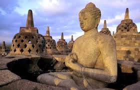 Informasi menarik seputar harga tiket masuk candi borobudur terbaru lengkap dengan jam buka, sunrise point, fasilitas, dan info penting lainnya. Objek Wisata Terpopuler Candi Borobudur