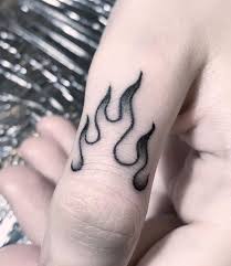 Alevli Parmak Dovme Tesettur Giyim Dovme Inspiration Tattoos Mini Tattoos