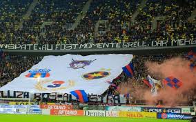 Au lipit fotografii cu oi pe scaunele stadionului. RÄsturnare De SituaÈie Becali Fericit CÄ Fcsb Nu Se Mai Poate Numi Steaua Motivul Este Uluitor Impact