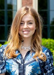 Nu staat ze voor het eerst zelf op een voorpagina, klonk het in rtl boulevard. De Fotogenieke Prinses Alexia Sleept Haar Eerste Cover Binnen