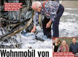 Sein wohnmobil ist am rastplatz urweltfunde an der a 8 bei weilheim an der teck komplett ausgebrannt. Wohnmobil Von Bares Fur Rares Star Geht In Flammen Auf Pressreader