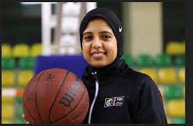 Disamping sepak bola, bola basket juga jadi salah satu olahraga yang cukup populer. Cetak Sejarah Wasit Basket Berhijab Di Olimpiade Tokyo Ihram